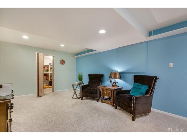 480 Cougar Ct, Lafayette, CO 80026