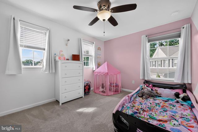 38 CIRCLE DR, Sicklerville, NJ 08081