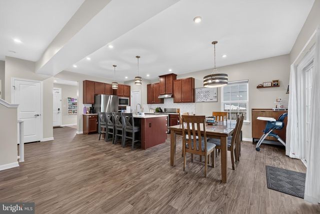 38 CIRCLE DR, Sicklerville, NJ 08081