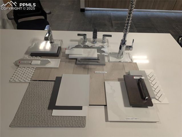 6997 Knapp Drive, Colorado Springs, CO 80924