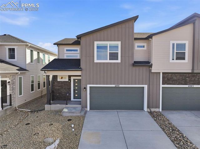 6997 Knapp Drive, Colorado Springs, CO 80924