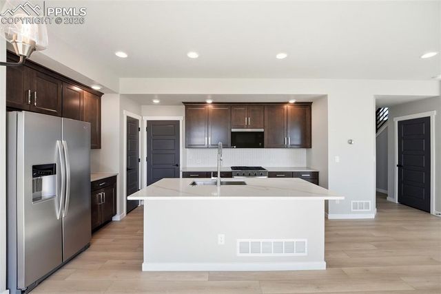 6997 Knapp Drive, Colorado Springs, CO 80924