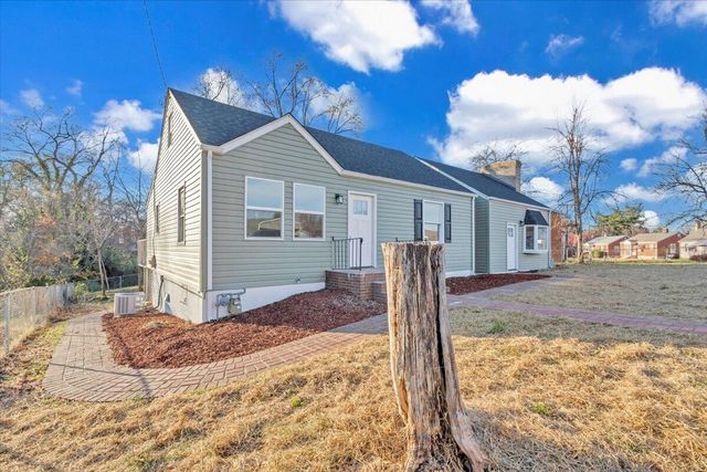 2218 Larchwood ST, Roanoke, VA 24012