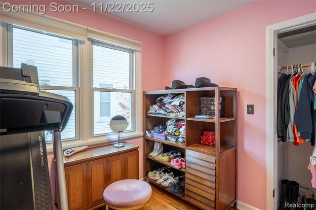 1217 Mayfield Drive, Royal Oak, MI 48067