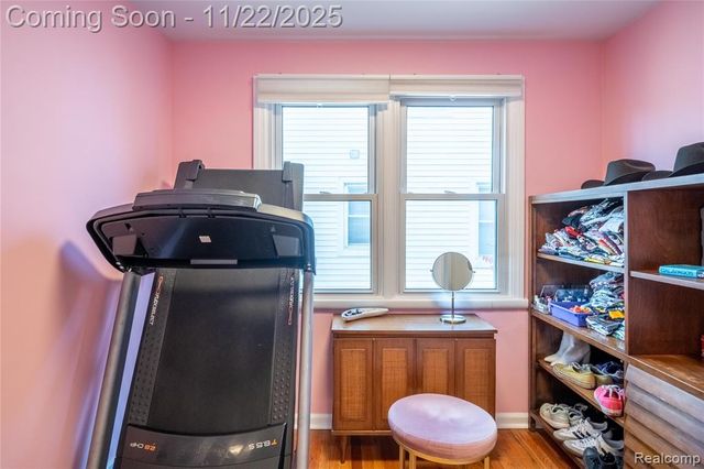 1217 Mayfield Drive, Royal Oak, MI 48067