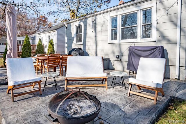 1217 Mayfield Drive, Royal Oak, MI 48067