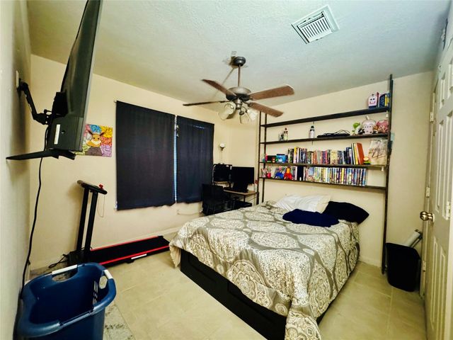 19342 Otter Trail Court, Katy, TX 77449