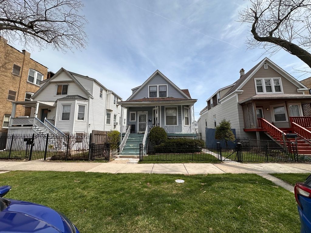 4251 N Whipple Street, Chicago, IL 60618 — exterior