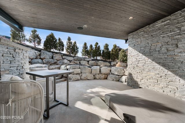 2127 E Adventure Court, Kamas, UT 84036