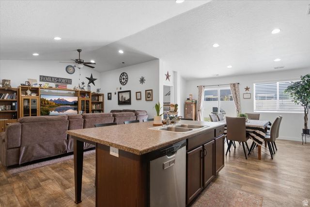 3517 S FINCH ST, Syracuse, UT 84075