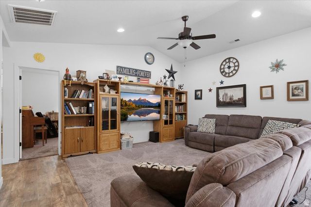 3517 S FINCH ST, Syracuse, UT 84075