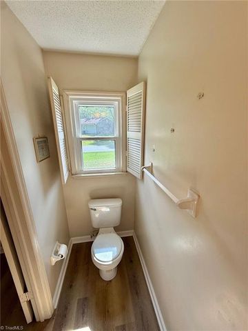 553 Heatherton Lane, Rural Hall, NC 27045