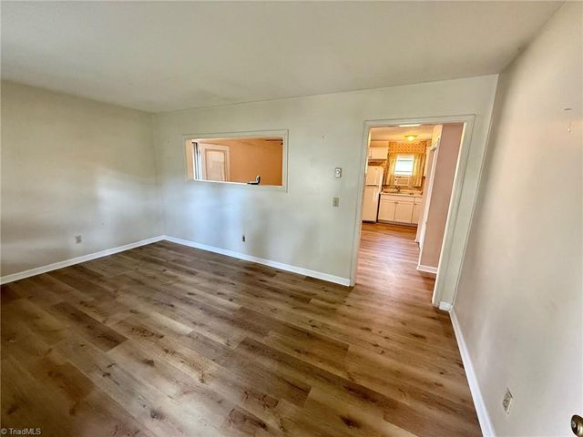 553 Heatherton Lane, Rural Hall, NC 27045