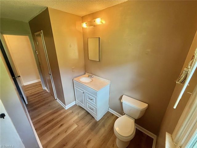 553 Heatherton Lane, Rural Hall, NC 27045