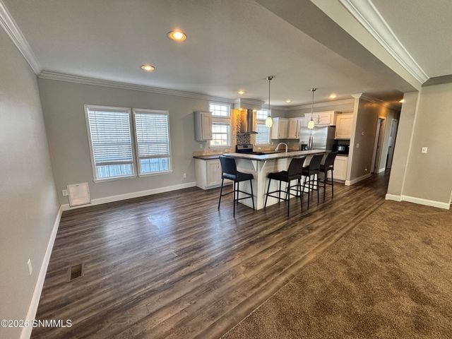 1106 N Tornillo Street, Las Cruces, NM 88001