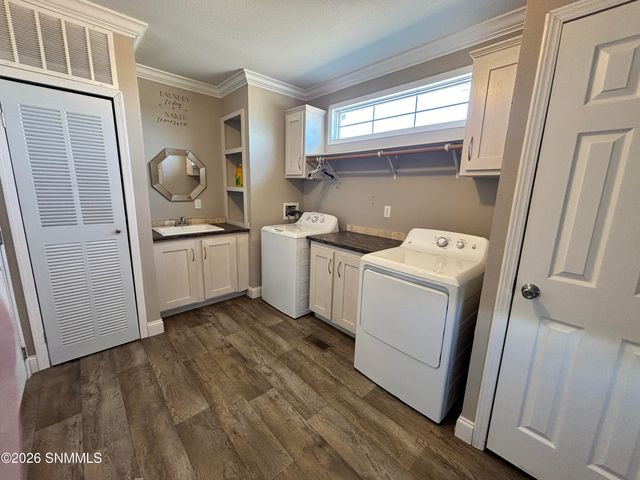 1106 N Tornillo Street, Las Cruces, NM 88001