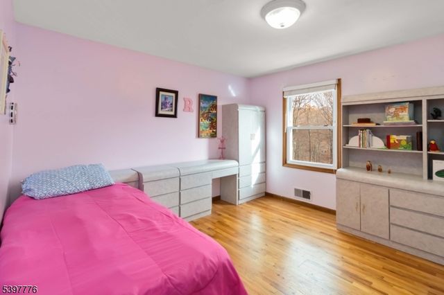 7 Drake Ct, Randolph Twp., NJ 07869