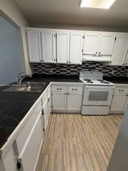 2570 W 67th Pl 21-2, Hialeah, FL 33016