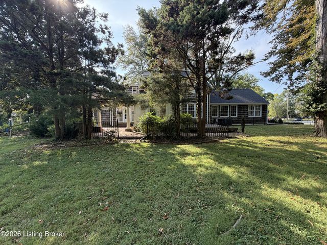 4101 Brownsboro Rd, Louisville, KY 40207