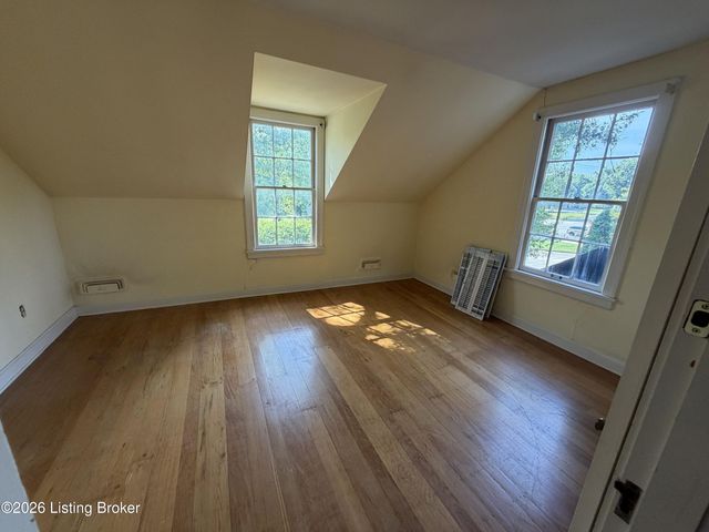4101 Brownsboro Rd, Louisville, KY 40207