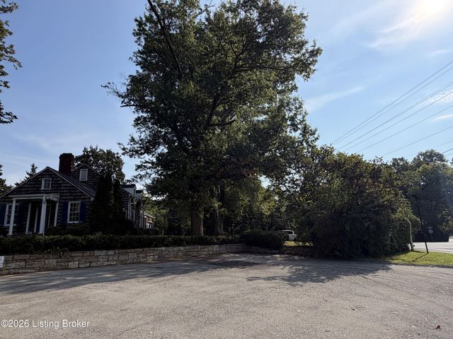 4101 Brownsboro Rd, Louisville, KY 40207
