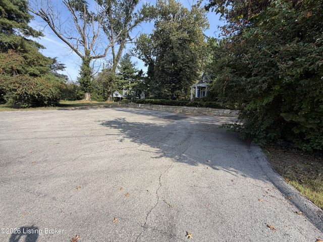 4101 Brownsboro Rd, Louisville, KY 40207