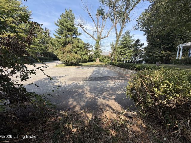 4101 Brownsboro Rd, Louisville, KY 40207