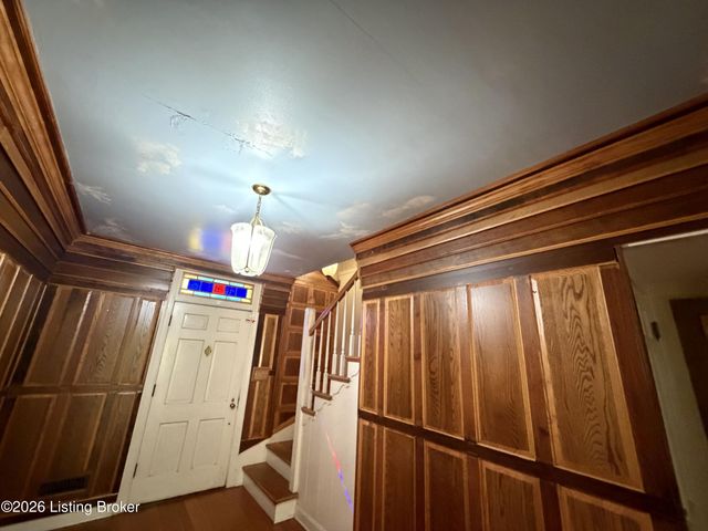 4101 Brownsboro Rd, Louisville, KY 40207