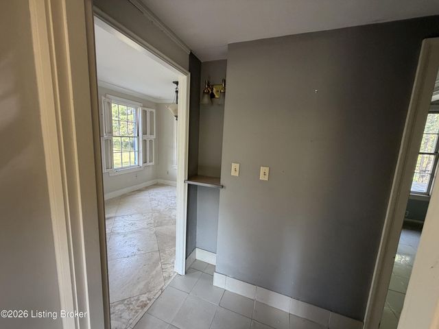 4101 Brownsboro Rd, Louisville, KY 40207