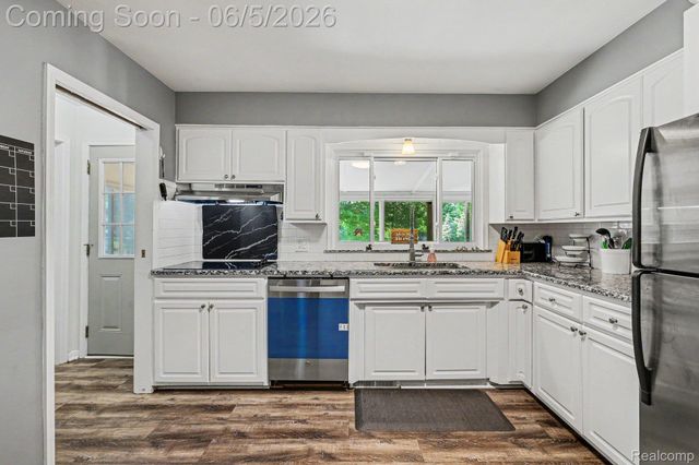 1198 W Rowland Street, Mundy Township, MI 48507