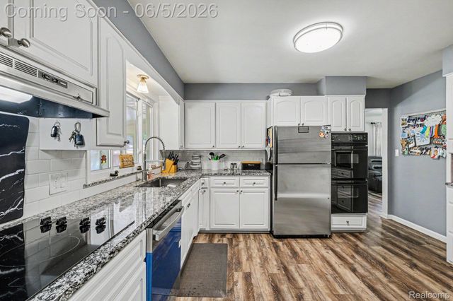1198 W Rowland Street, Mundy Township, MI 48507