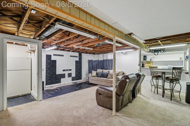 1198 W Rowland Street, Mundy Township, MI 48507