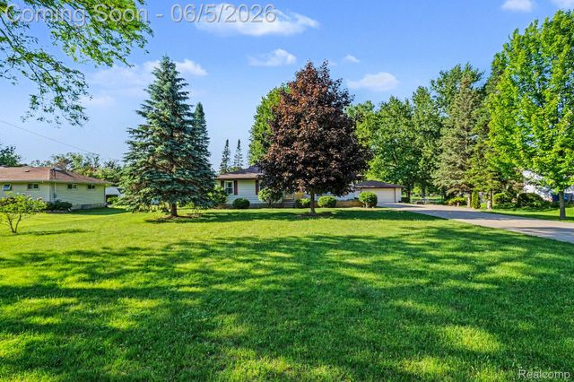 1198 W Rowland Street, Mundy Township, MI 48507