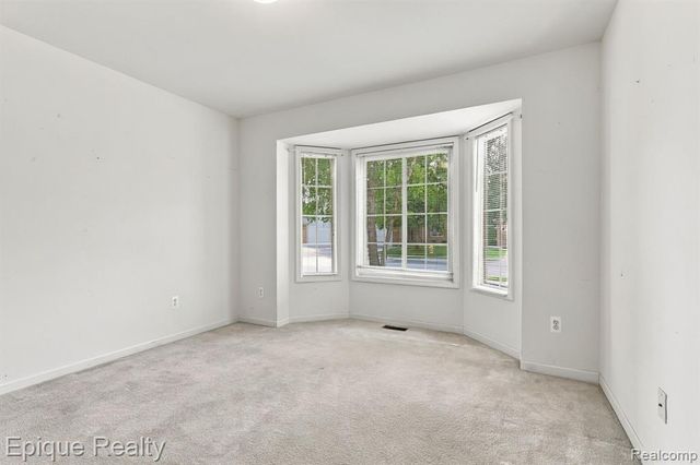 28181 Cottonwood Court 31, Chesterfield, MI 48047