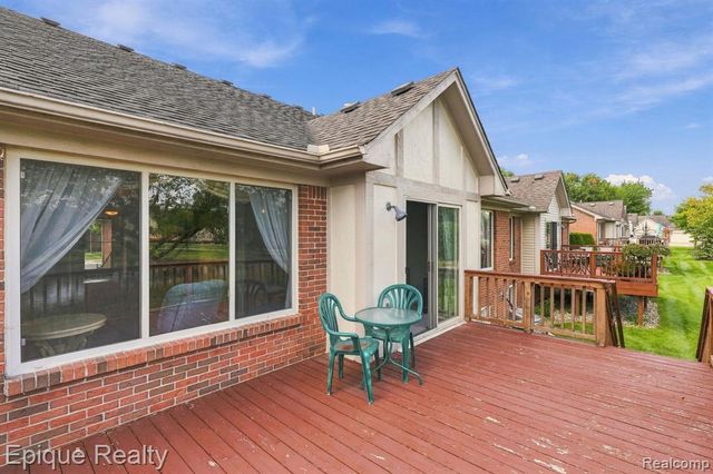 28181 Cottonwood Court 31, Chesterfield, MI 48047