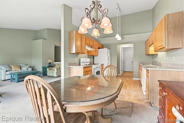 28181 Cottonwood Court 31, Chesterfield, MI 48047