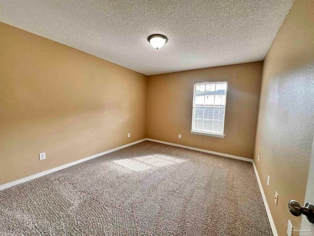 4856 Genevive Ct, Pensacola, FL 32526