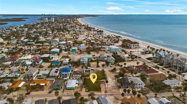 136 Madison CT, Fort Myers Beach, FL 33931