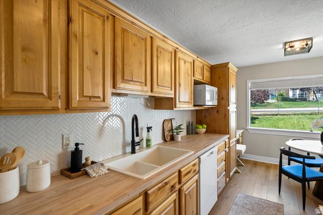 3960 EVELYN RD, South Ogden, UT 84403