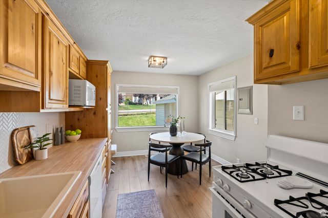 3960 EVELYN RD, South Ogden, UT 84403