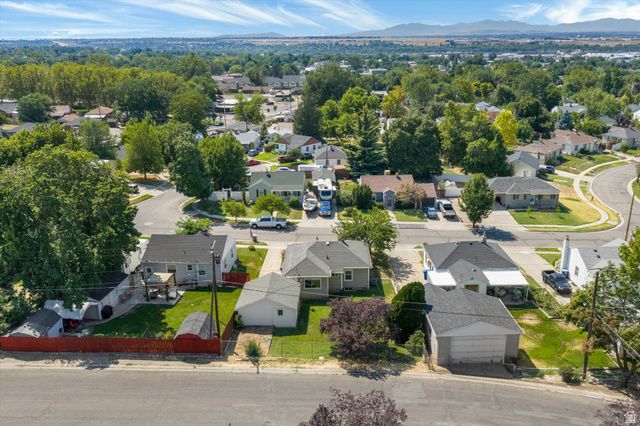 3960 EVELYN RD, South Ogden, UT 84403