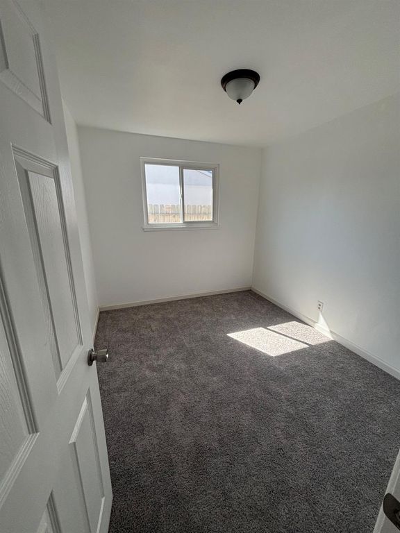 Image 13 of property listing at 4431 N Augusta Street, Fresno, CA 93726