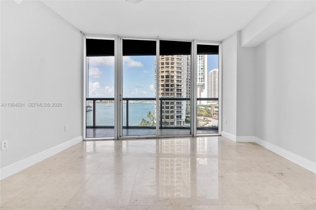 465 Brickell Ave 917, Miami, FL 33131