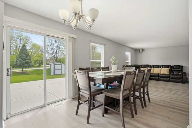 1745 N Frolic Avenue, Waukegan, IL 60085