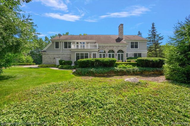 937 Mitchell Court, Bloomfield Hills, MI 48304