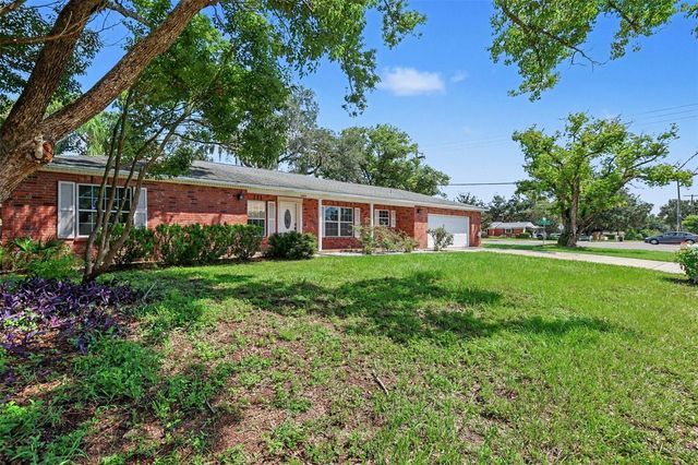 2265 VILLAGE COURT, Brandon, FL 33511