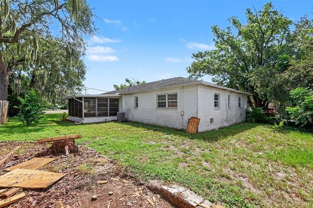 2265 VILLAGE COURT, Brandon, FL 33511
