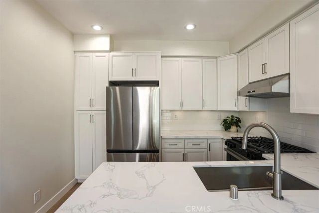 10780 Elm Circle, Stanton, CA 90680