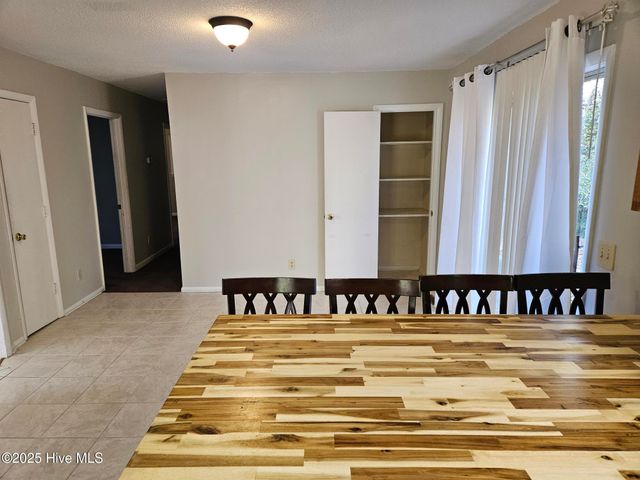 1859 N Kerr Avenue, Wilmington, NC 28405