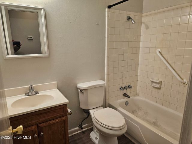 1859 N Kerr Avenue, Wilmington, NC 28405